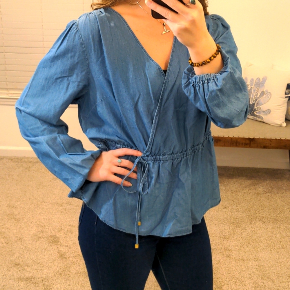MICHAEL Michael Kors NWT large L chambray dropped peplum blue long sleeve top